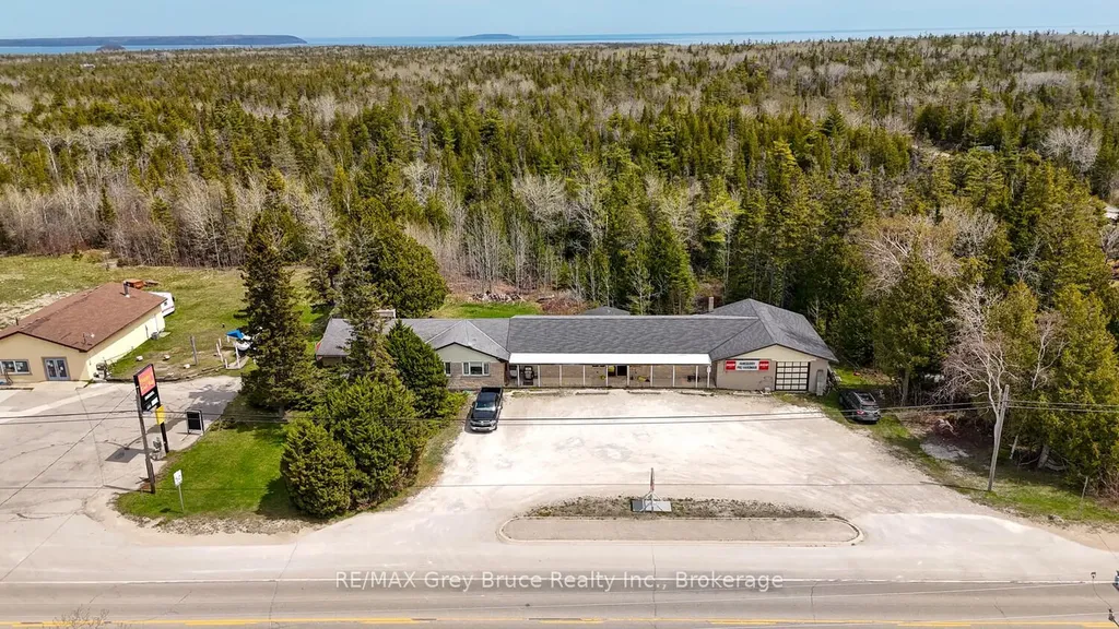 7382 Highway 6 N/a Northern Bruce Peninsula ON N0H 2R0