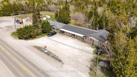 7382 Highway 6 N/a Northern Bruce Peninsula ON N0H 2R0