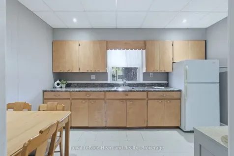 77 King Street S Minto ON N0G 1Z0