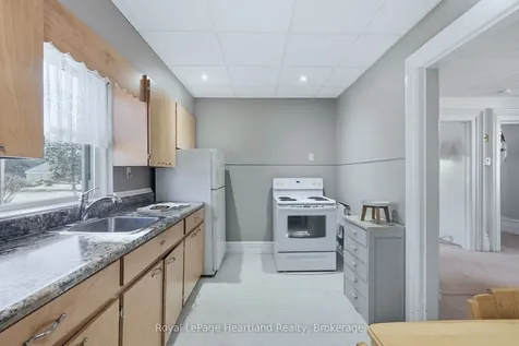 77 King Street S Minto ON N0G 1Z0