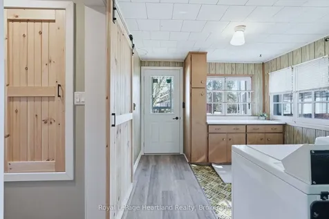 77 King Street S Minto ON N0G 1Z0