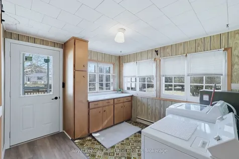 77 King Street S Minto ON N0G 1Z0