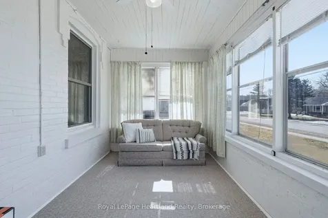 77 King Street S Minto ON N0G 1Z0