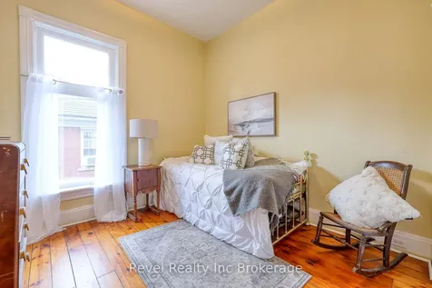 453 Drew Street Woodstock ON N4S 4V4
