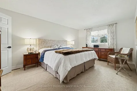 12 Sherk Crescent Kanata ON K2K 2L4