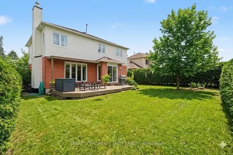 12 Sherk Crescent Kanata ON K2K 2L4