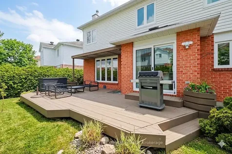 12 Sherk Crescent Kanata ON K2K 2L4