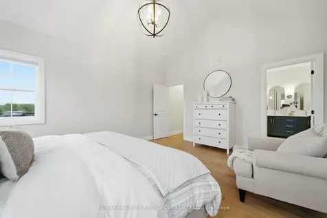 8 Archibald Court Hamilton Township ON K0K 1C0
