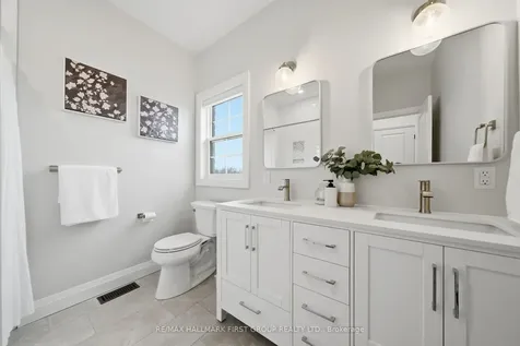 8 Archibald Court Hamilton Township ON K0K 1C0