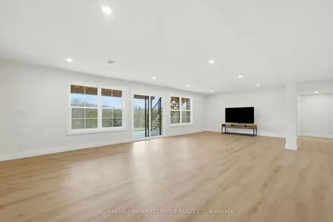 8 Archibald Court Hamilton Township ON K0K 1C0