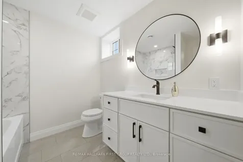 8 Archibald Court Hamilton Township ON K0K 1C0