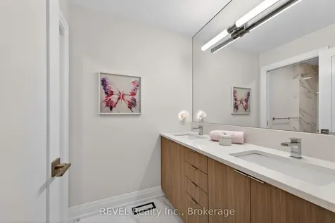 17 Arsenault Crescent Pelham ON L0S 1E1