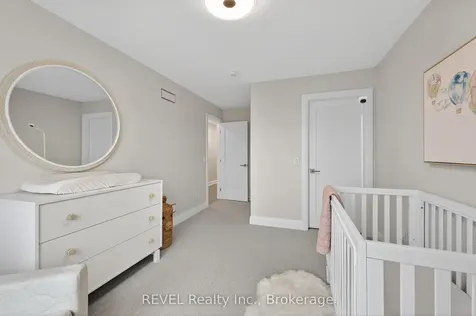 17 Arsenault Crescent Pelham ON L0S 1E1