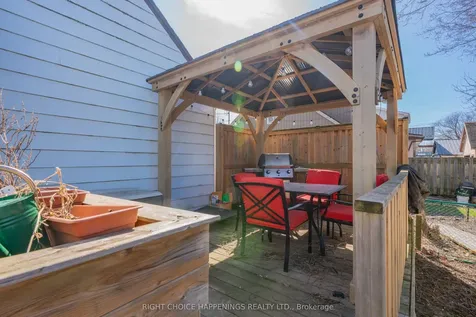 149 Oakwood Street Port Colborne ON L3K 5G5