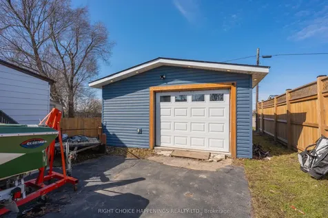 149 Oakwood Street Port Colborne ON L3K 5G5