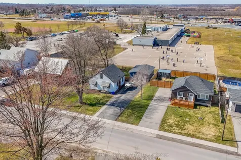 149 Oakwood Street Port Colborne ON L3K 5G5