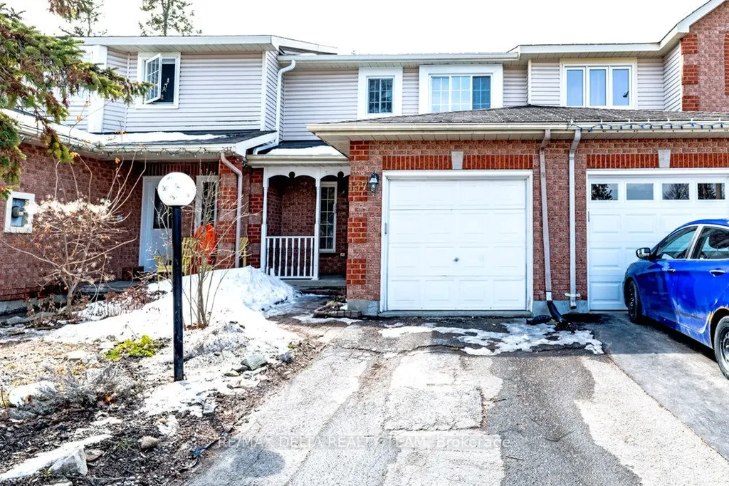 137 Bridlewood Drive S Kanata ON K2M 2G6