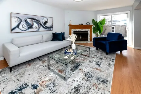 137 Bridlewood Drive S Kanata ON K2M 2G6