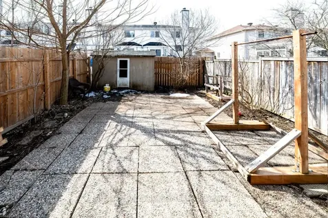 137 Bridlewood Drive S Kanata ON K2M 2G6