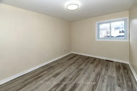 137 Bridlewood Drive S Kanata ON K2M 2G6