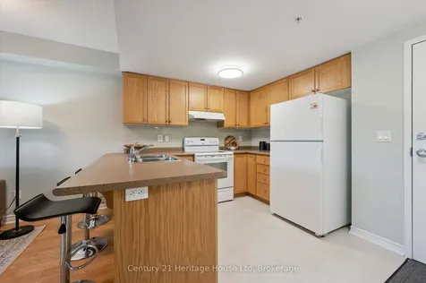 625 St David Street S Centre Wellington ON N1M 0A8