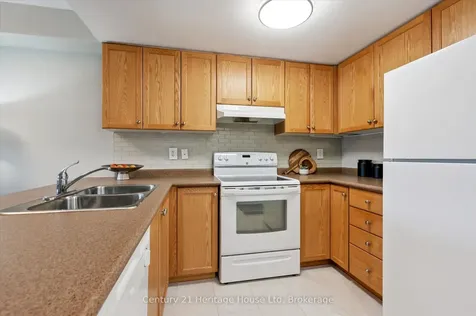 625 St David Street S Centre Wellington ON N1M 0A8