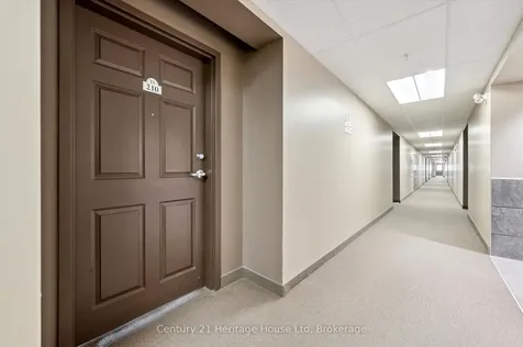 625 St David Street S Centre Wellington ON N1M 0A8