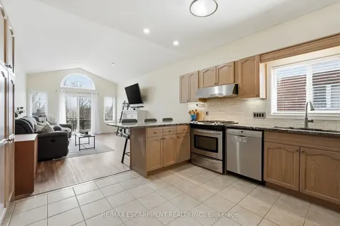 4055 Ashby Drive Lincoln ON L3J 0G6