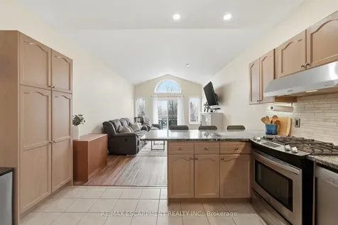 4055 Ashby Drive Lincoln ON L3J 0G6