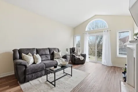 4055 Ashby Drive Lincoln ON L3J 0G6