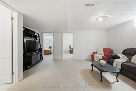 4055 Ashby Drive Lincoln ON L3J 0G6