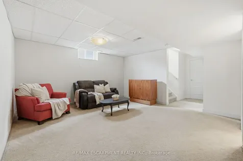 4055 Ashby Drive Lincoln ON L3J 0G6