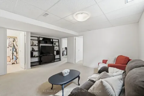 4055 Ashby Drive Lincoln ON L3J 0G6