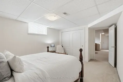 4055 Ashby Drive Lincoln ON L3J 0G6