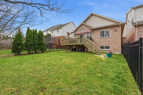 4055 Ashby Drive Lincoln ON L3J 0G6