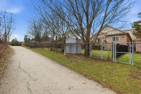 4055 Ashby Drive Lincoln ON L3J 0G6