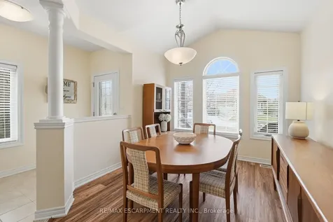 4055 Ashby Drive Lincoln ON L3J 0G6