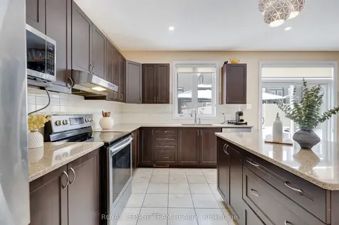 209 Mission Trail Crescent Kanata ON K2T 0H7