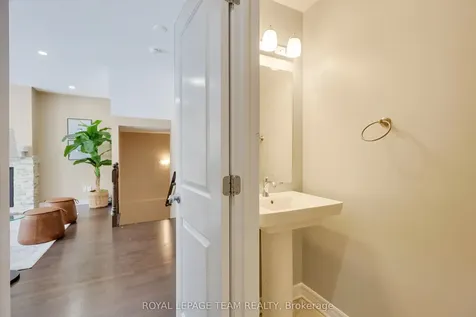 209 Mission Trail Crescent Kanata ON K2T 0H7