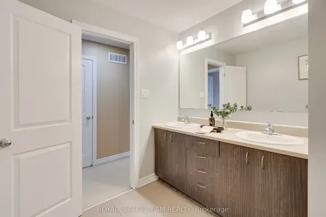 209 Mission Trail Crescent Kanata ON K2T 0H7