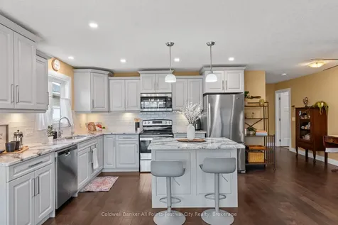 44 Huron Heights Drive Ashfield-colborne-wawanosh ON N7A 0B2