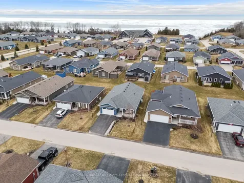 44 Huron Heights Drive Ashfield-colborne-wawanosh ON N7A 0B2