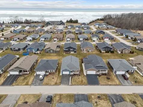 44 Huron Heights Drive Ashfield-colborne-wawanosh ON N7A 0B2