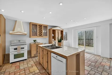 8 Claire Court Strathroy-caradoc ON N7G 4C8