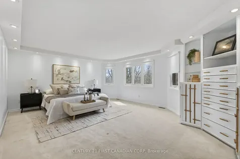 8 Claire Court Strathroy-caradoc ON N7G 4C8