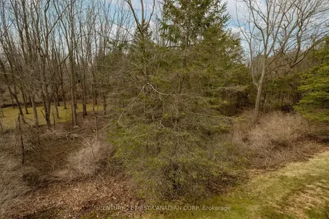 8 Claire Court Strathroy-caradoc ON N7G 4C8