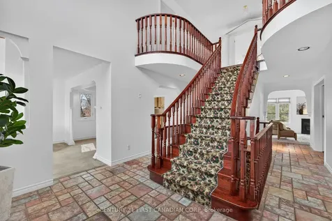 8 Claire Court Strathroy-caradoc ON N7G 4C8