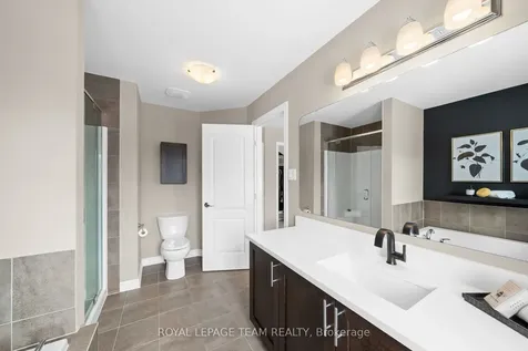 630 Moorpark Avenue Kanata ON K2M 0H8
