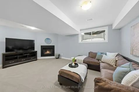 630 Moorpark Avenue Kanata ON K2M 0H8