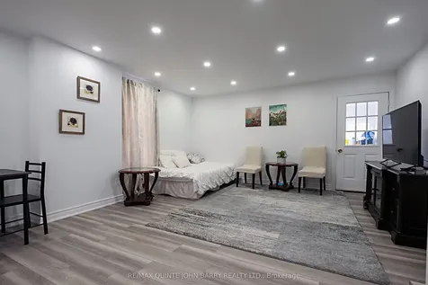 115 Dufferin Avenue Quinte West ON K8V 5E2